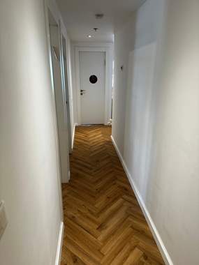 פרקט פולימרי פישבון SPC PURE אלון כהה עם עיניים / מחיר מוזל : image 3