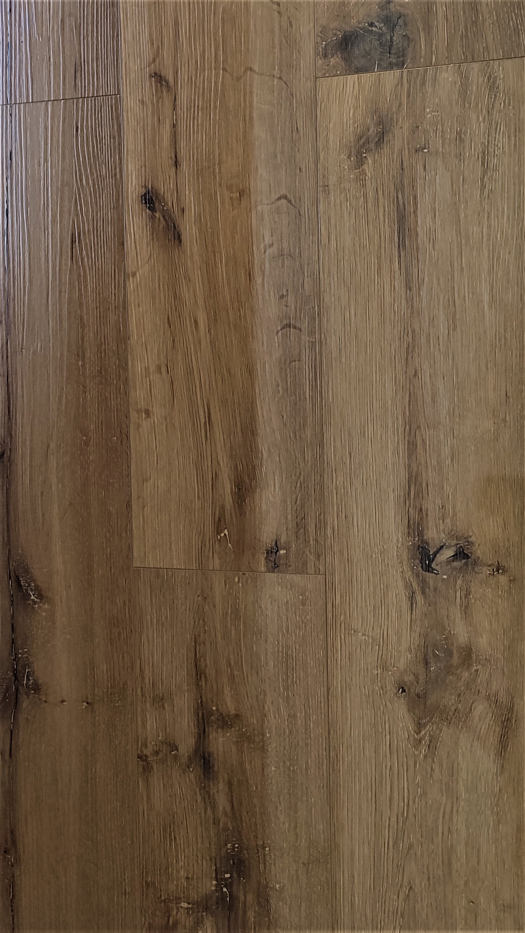 פרקט SPC עמיד למים אלון עתיק / מחיר מוזל