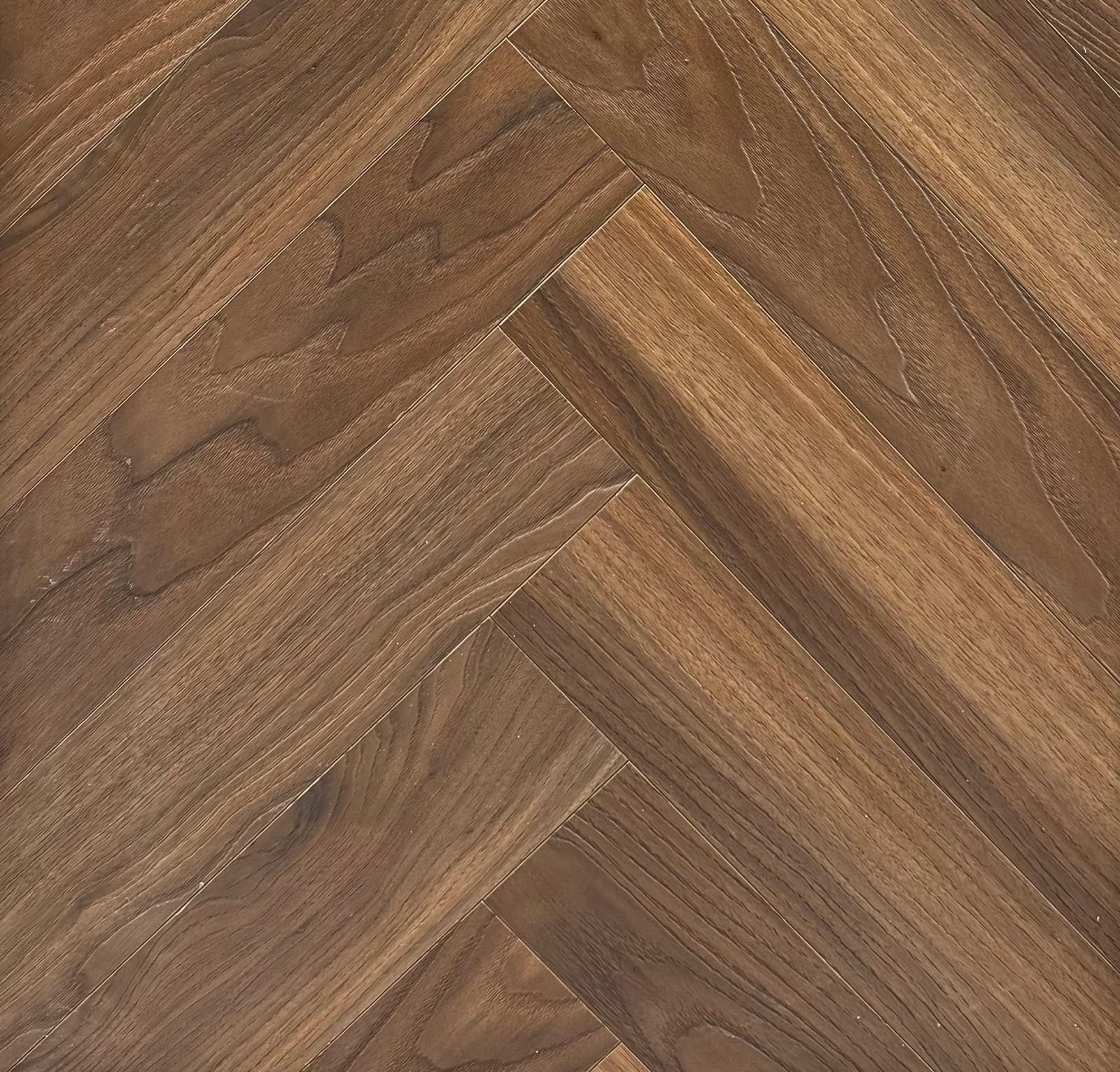 פרקט פולימרי פישבון SPC PURE אגוז שוקולד נקי / מחיר מוזל