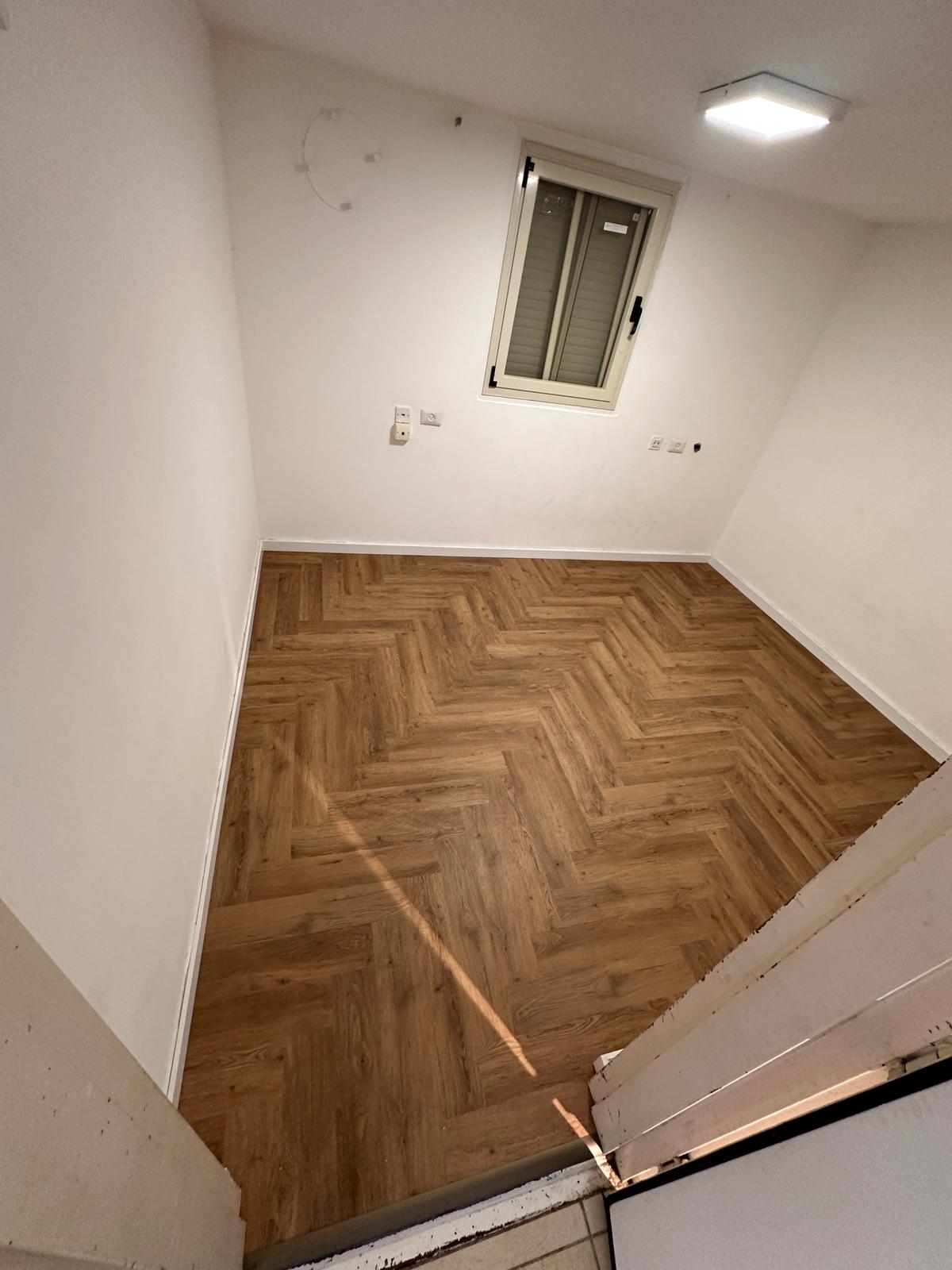 פרקט פולימרי פישבון אלון נטורל