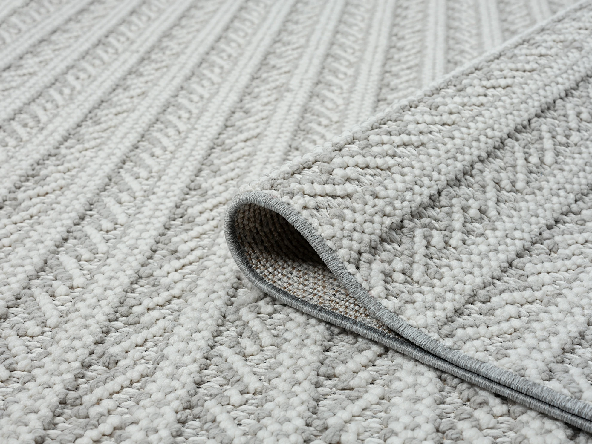 שטיח דגם CALIFORNIA לולאות משולבות צבע אפור לבן   : image 1