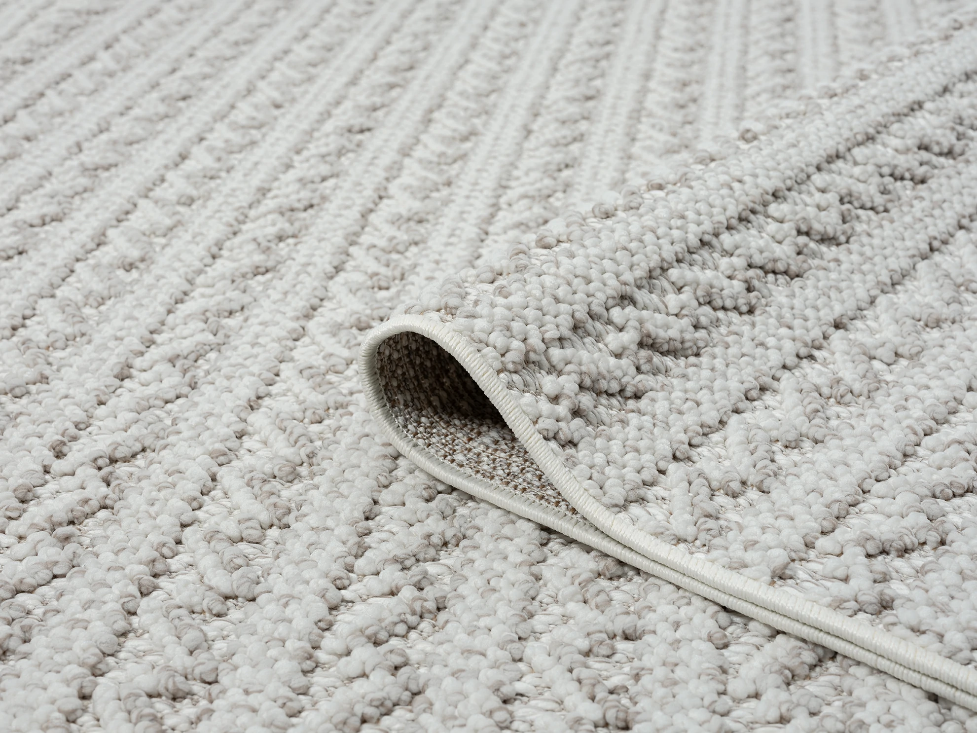 שטיח דגם CALIFORNIA לולאות משולבות צבע בז' לבן   : image 1